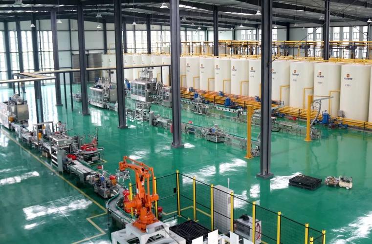 哈弗潤滑油:十年專注打造用戶滿意產品 智慧4.0工廠為品牌保駕護航